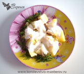 Отварной картофель со сметаной