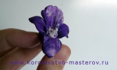 Как слепить цветок для заколки из пластики