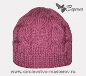 Женская шапка с косами